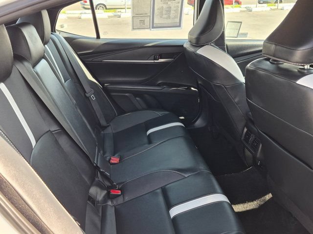 Used 2025 Toyota Camry SE FWD image 7