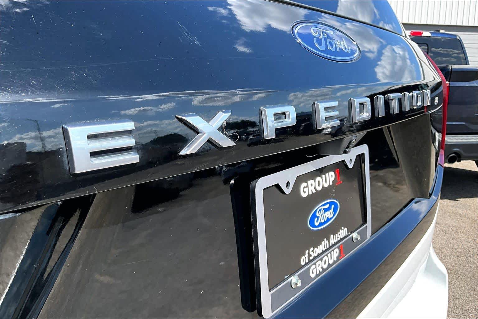 Certified 2025 Ford Expedition Active RWD image 10