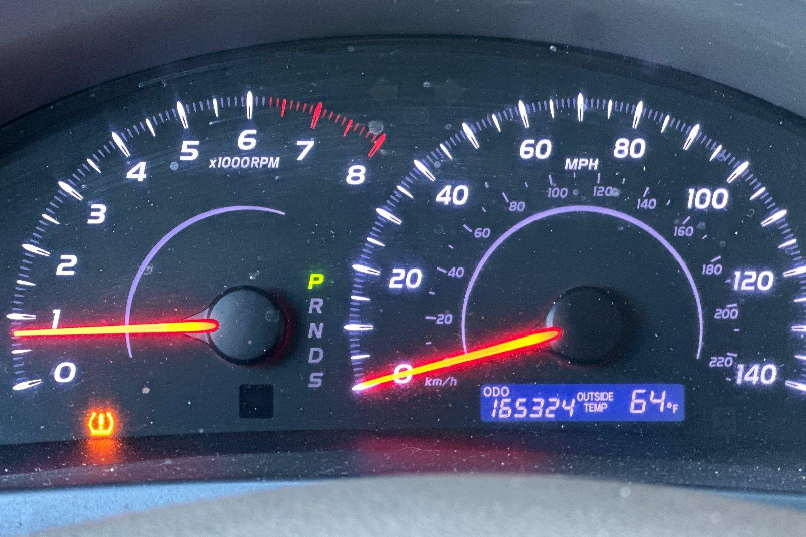 Used 2010 Toyota Camry LE FWD image 23