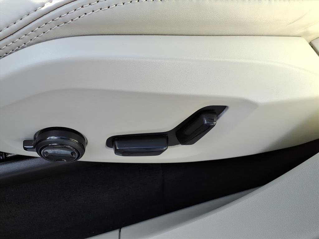 Used 2022 Volvo XC90 T6 Inscription w/ Advanced Package image 17