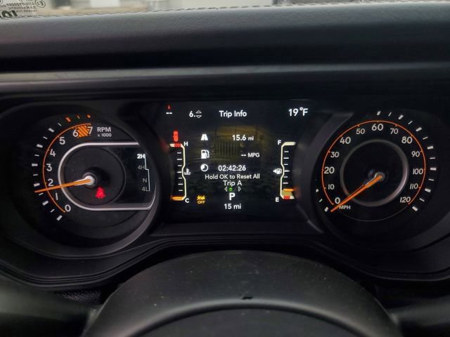 New 2026 Jeep Wrangler Unlimited Rubicon w/ Technology Group image 11