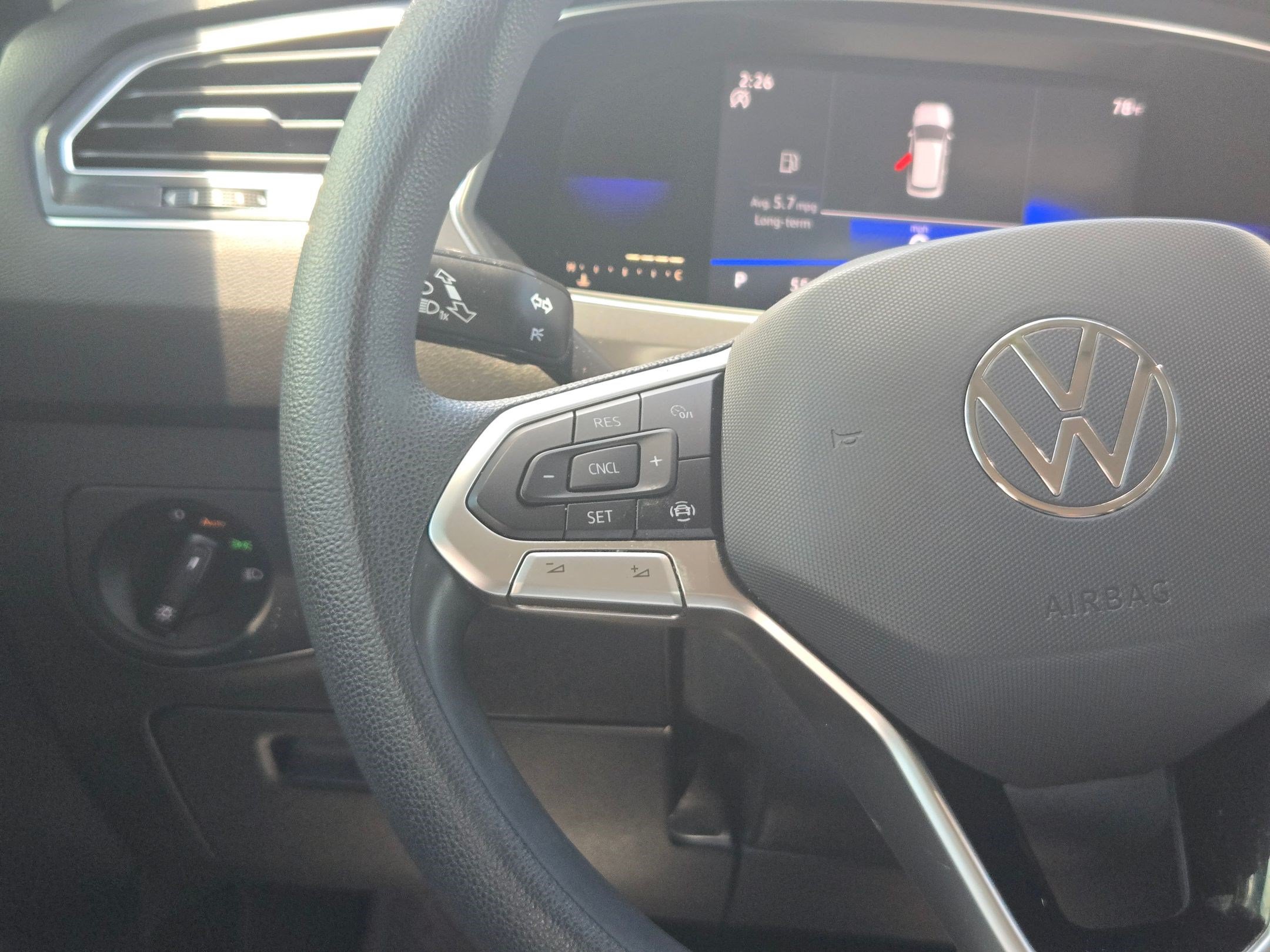 Used 2022 Volkswagen Tiguan S FWD image 19
