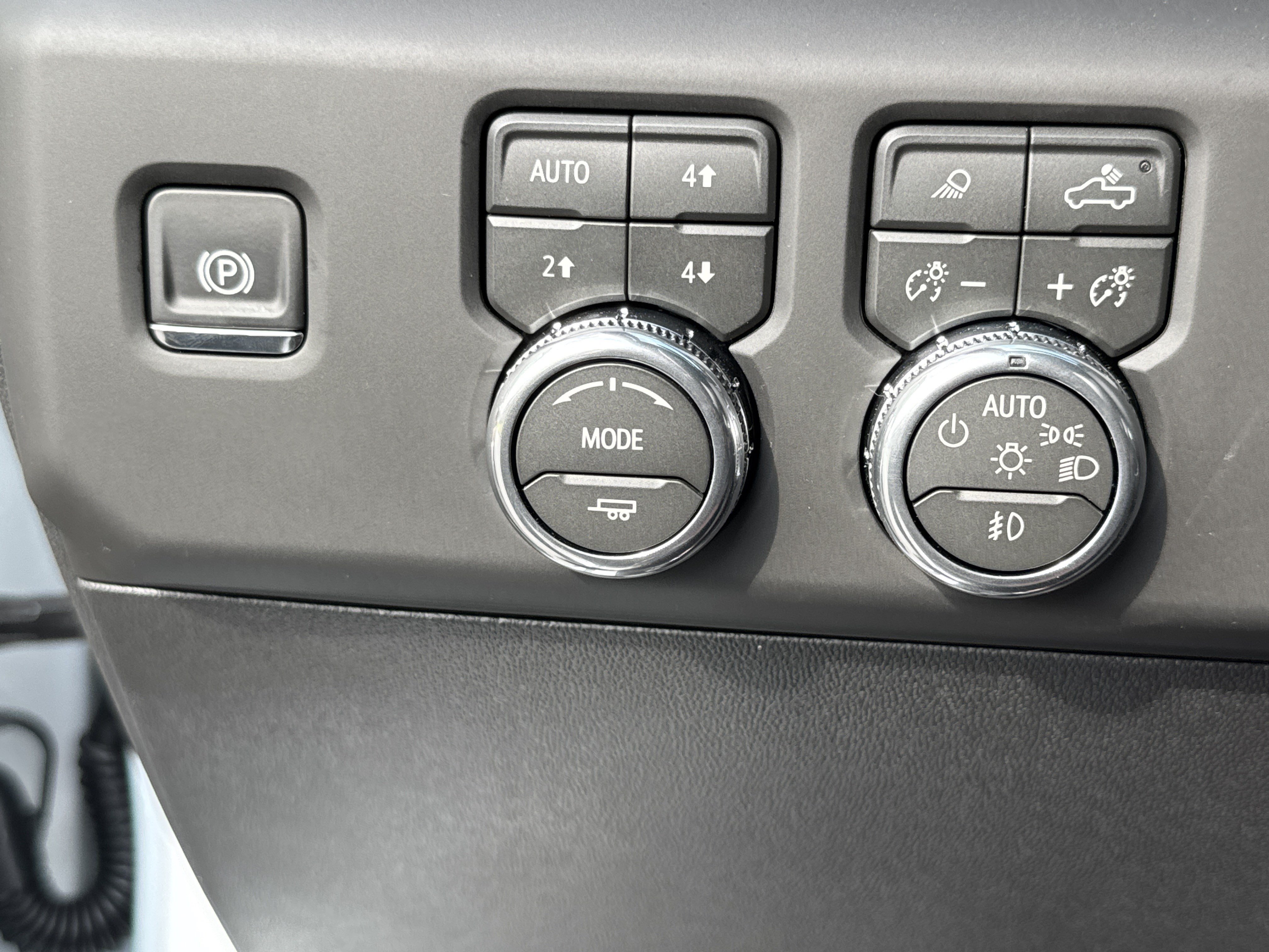 New 2026 GMC Sierra 2500 Denali Ultimate AWD/4WD image 19