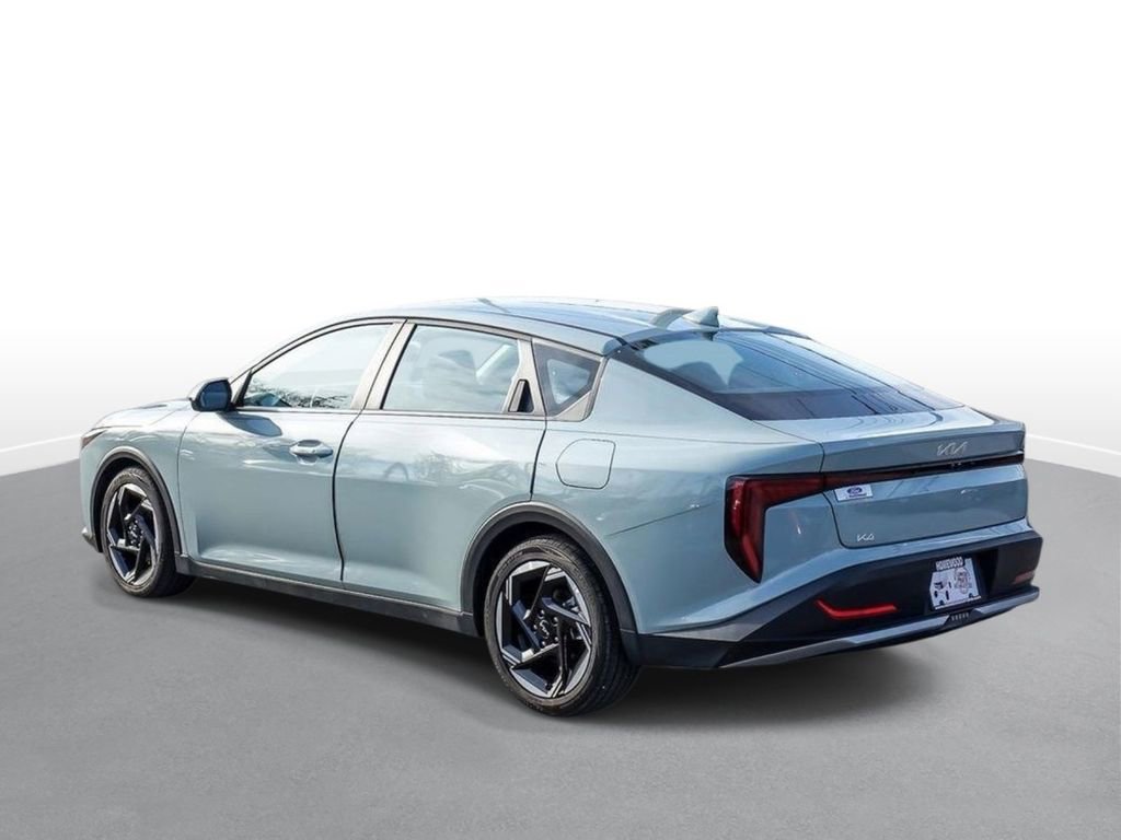 Used 2025 Kia K4 EX image 6