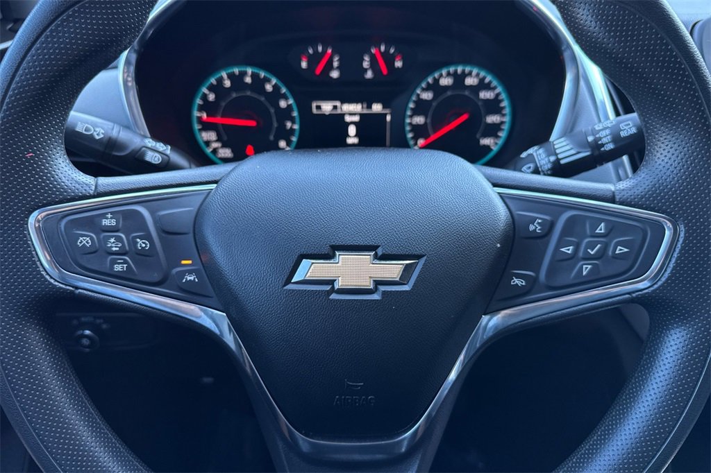 Used 2020 Chevrolet Equinox LS image 28