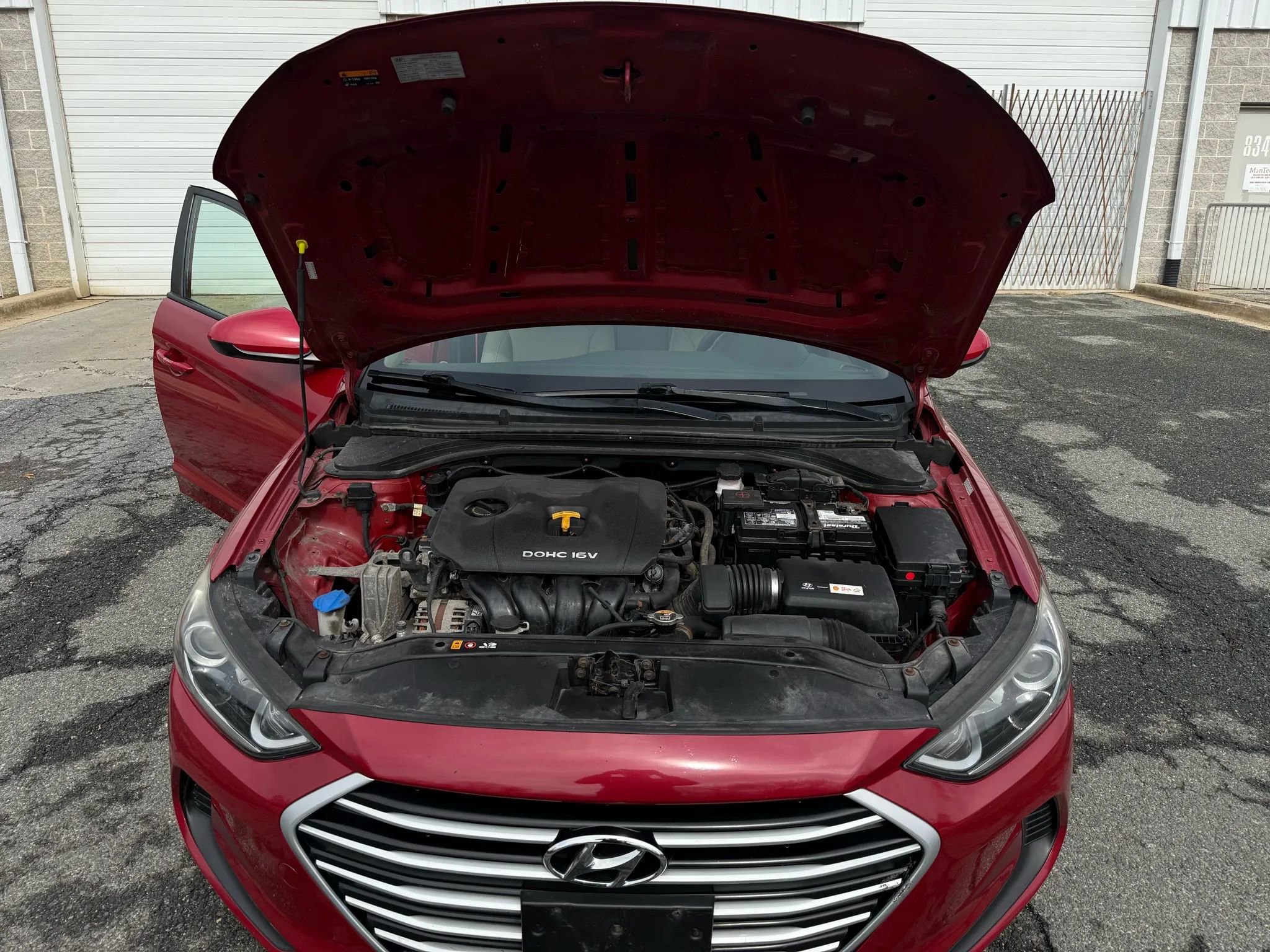 Used 2017 Hyundai Elantra SE image 5