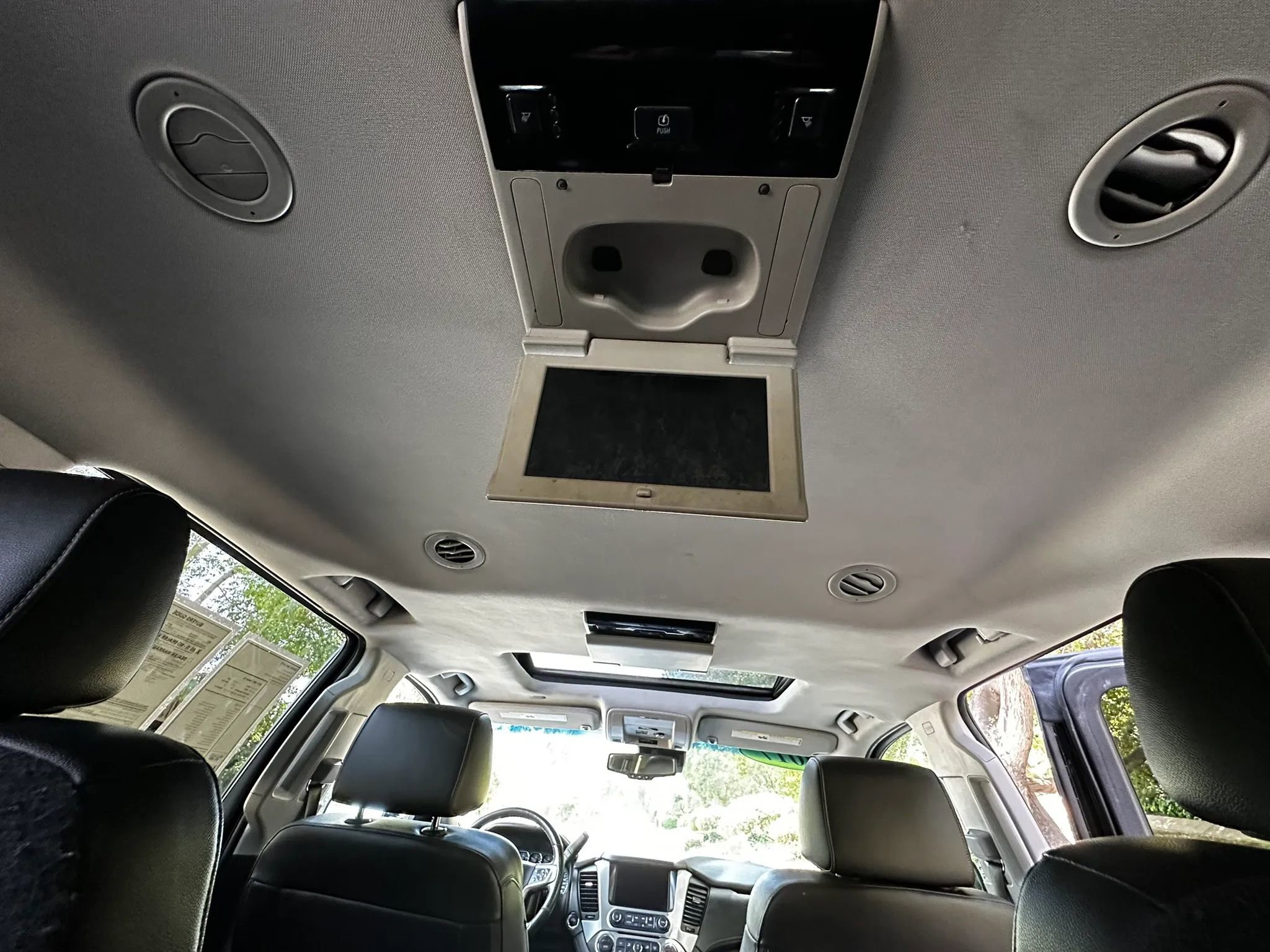 Used 2017 GMC Yukon XL SLT w/ Open Road Package RWD image 49