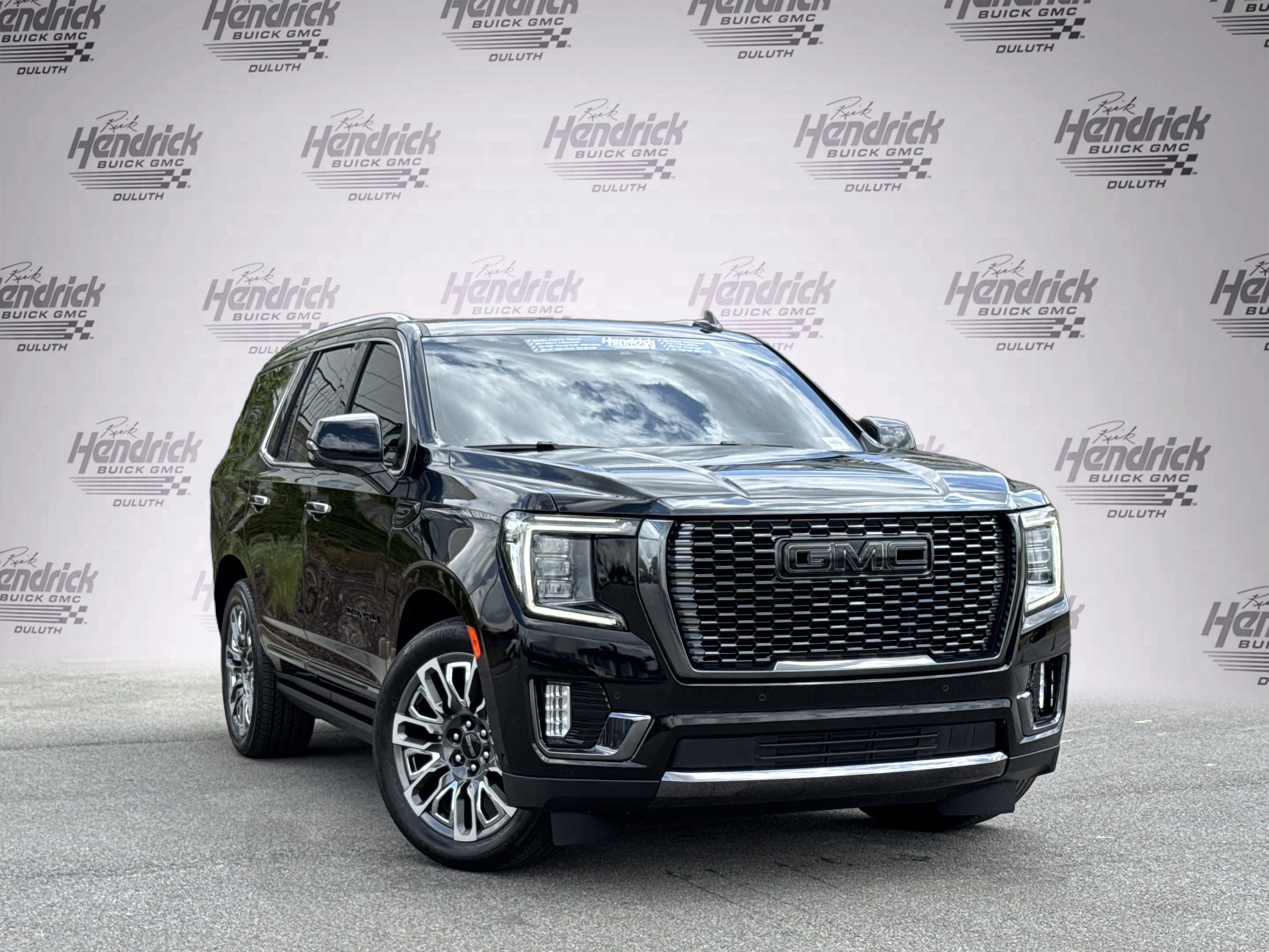 Used 2024 GMC Yukon Denali Ultimate image 2
