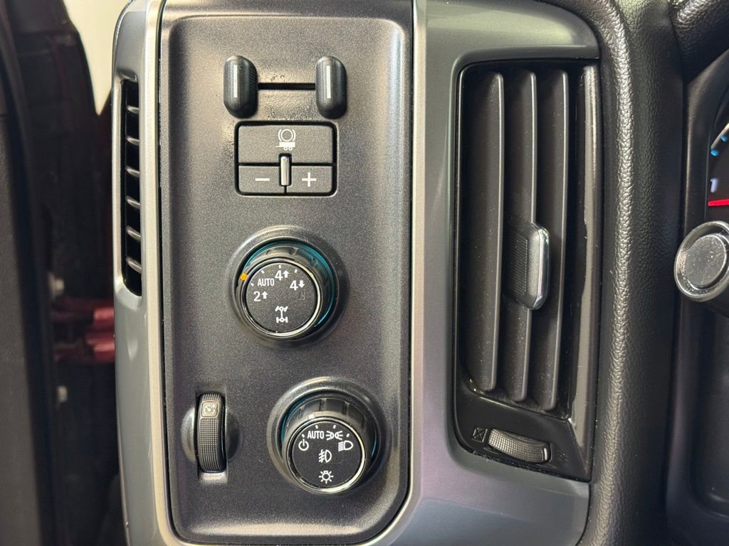 Used 2014 Chevrolet Silverado 1500 LT w/ LT Convenience Package image 25