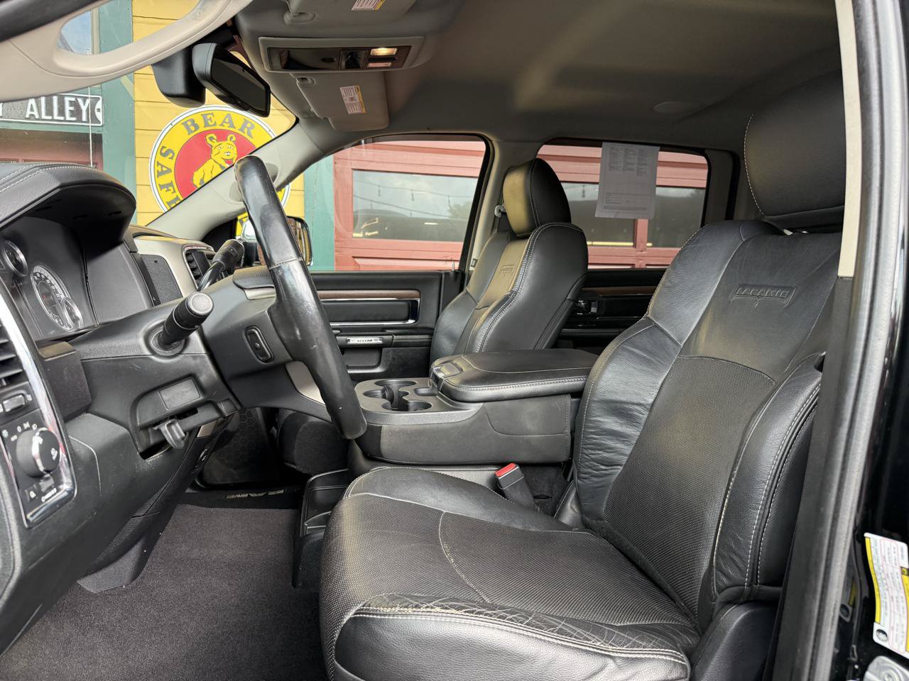 Used 2015 RAM 2500 Laramie AWD/4WD image 13
