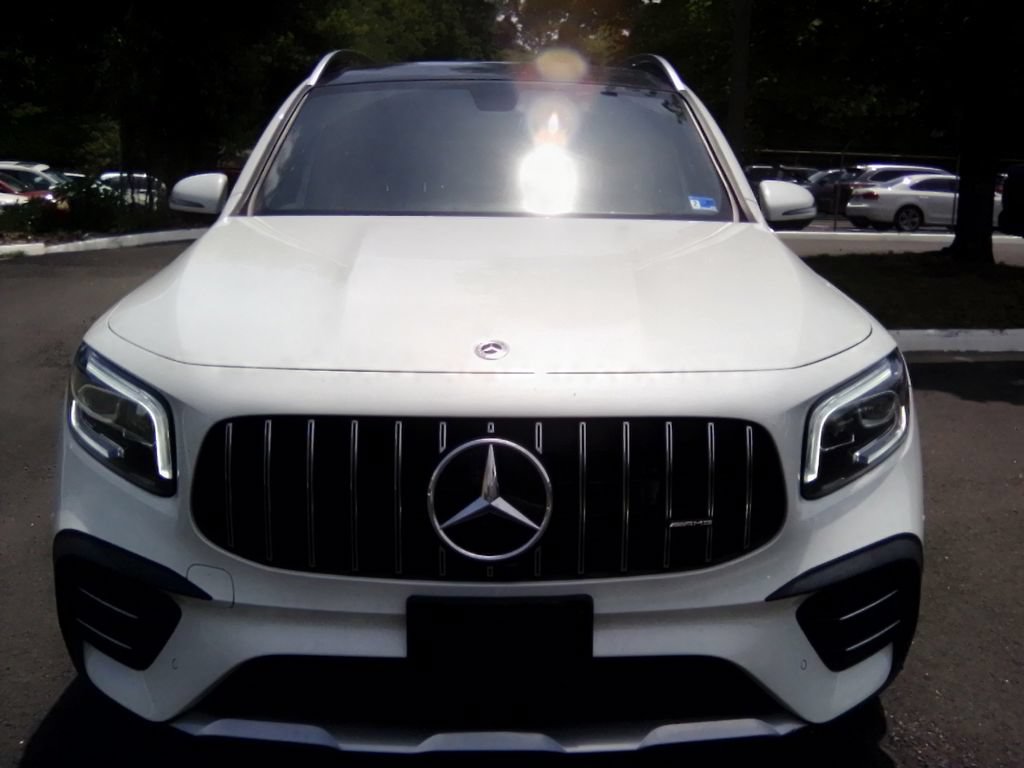 Used 2023 Mercedes-Benz GLB 35 AMG 4MATIC image 13