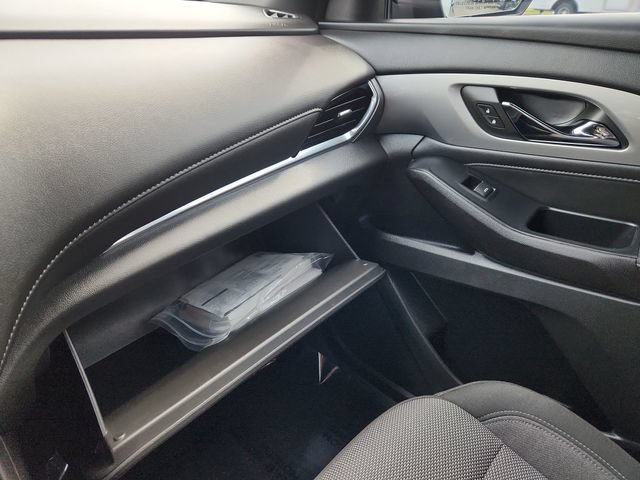 Used 2023 Chevrolet Traverse LT FWD image 48