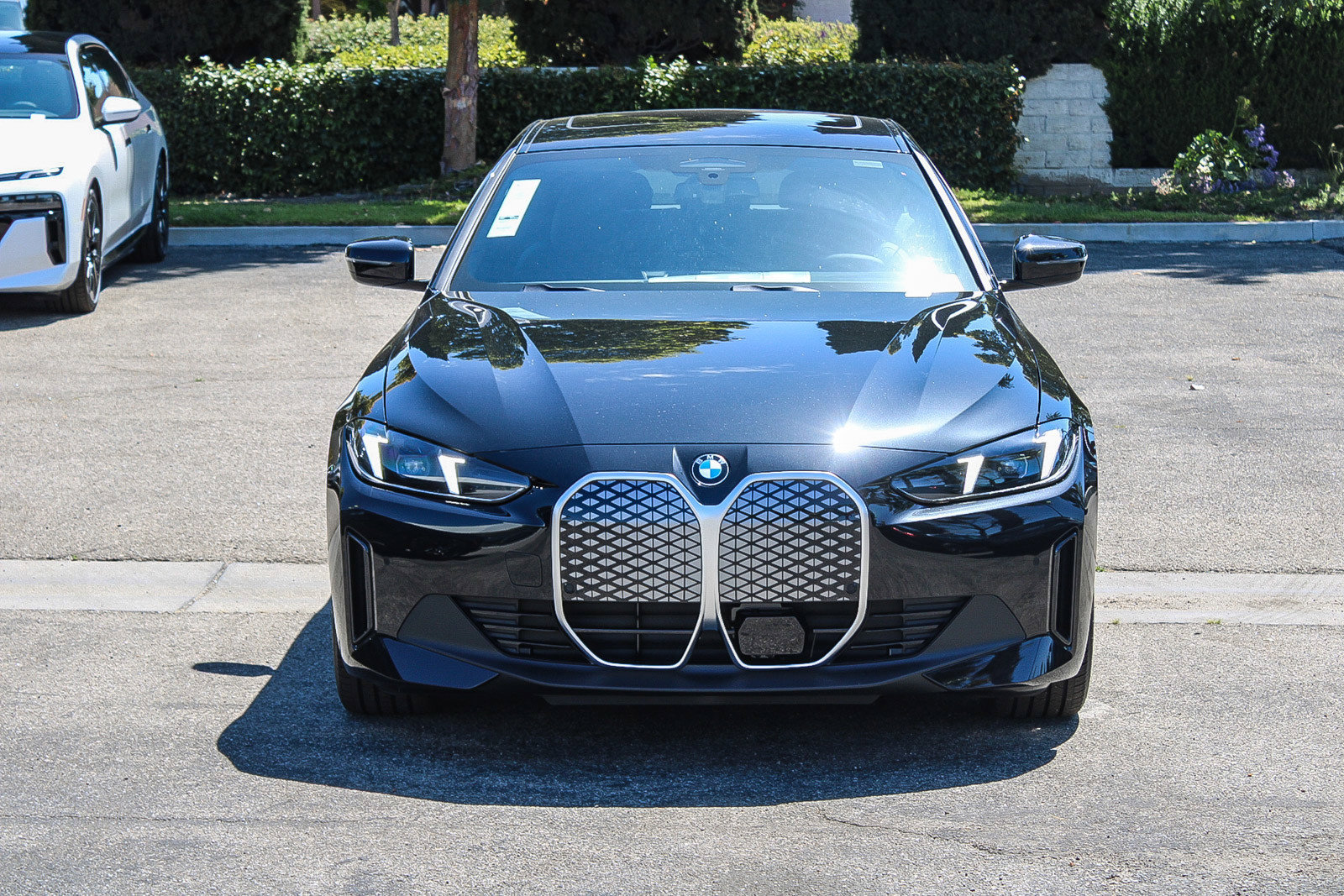 New 2026 BMW i4 xDrive40i w/ Premium Package AWD/4WD image 2