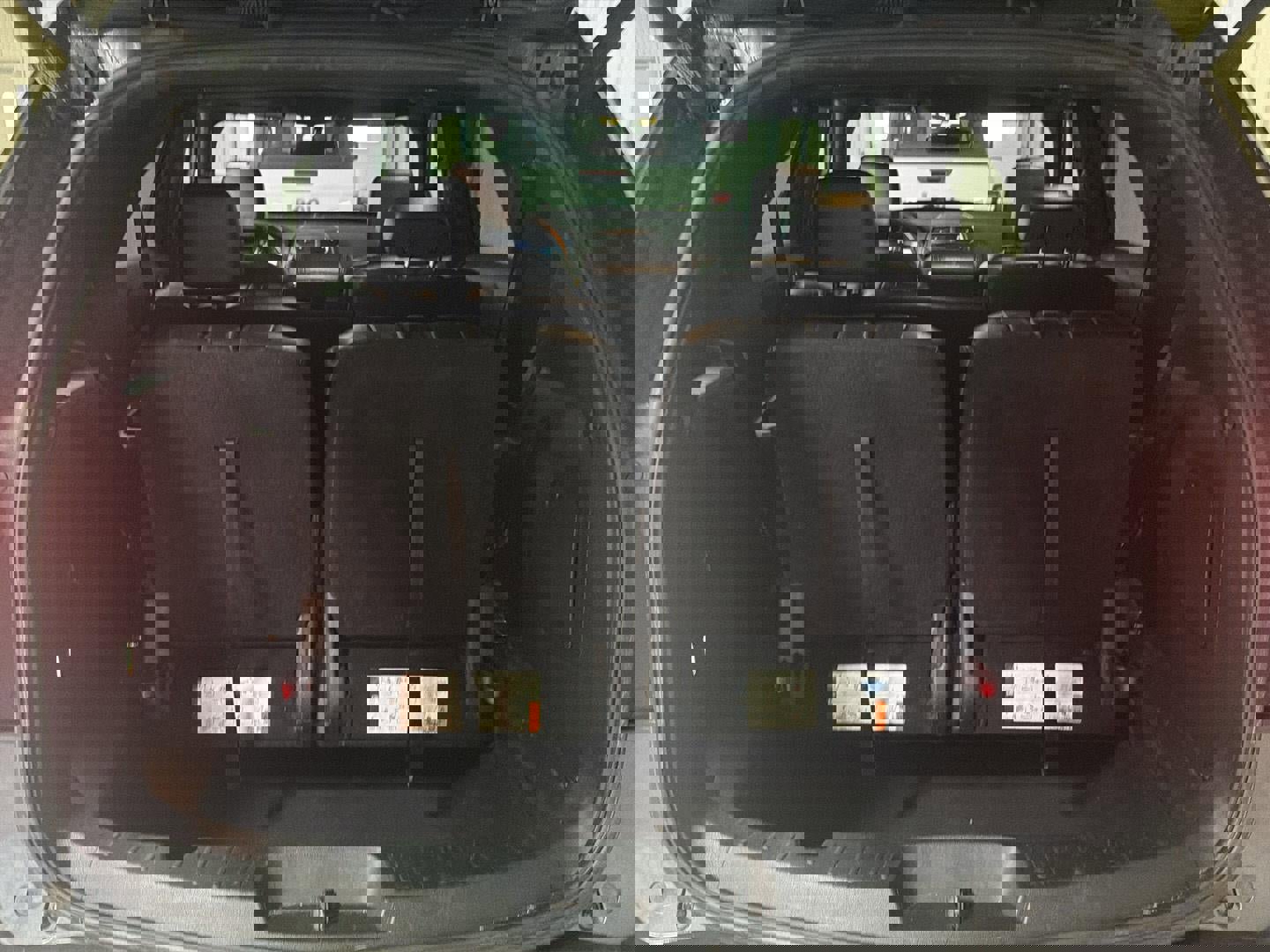 Used 2018 Ford Explorer XLT w/ Equipment Group 202A image 9