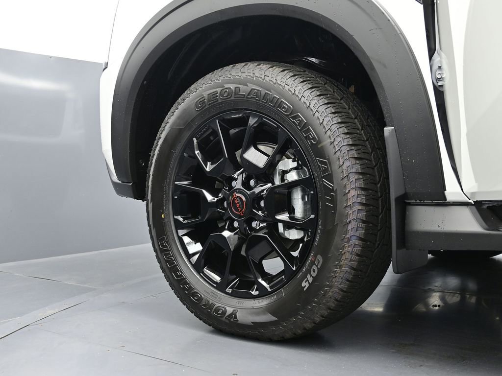 New 2025 Nissan Armada PRO-4X image 19