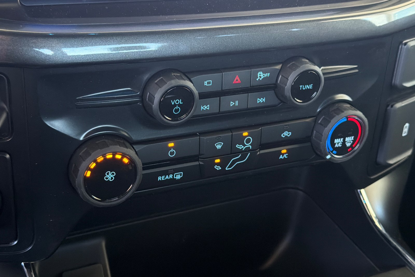 New 2026 Ford F150 STX w/ Equipment Group 200A RWD image 22