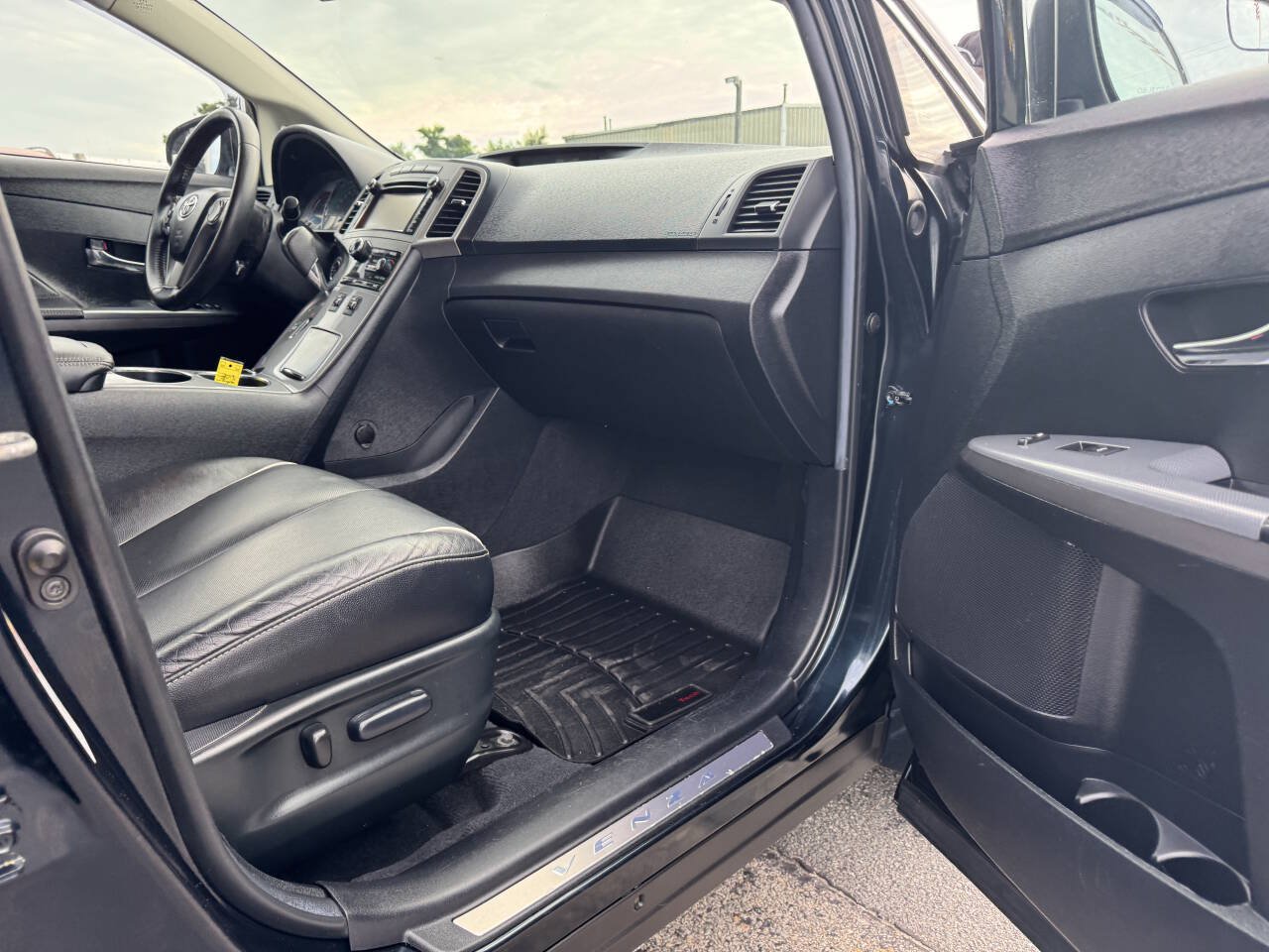 Used 2013 Toyota Venza AWD image 37