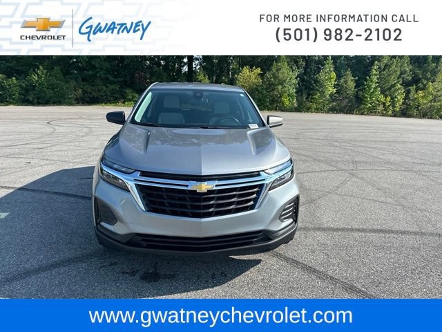 Used 2024 Chevrolet Equinox LS w/ LS Convenience Package FWD image 2
