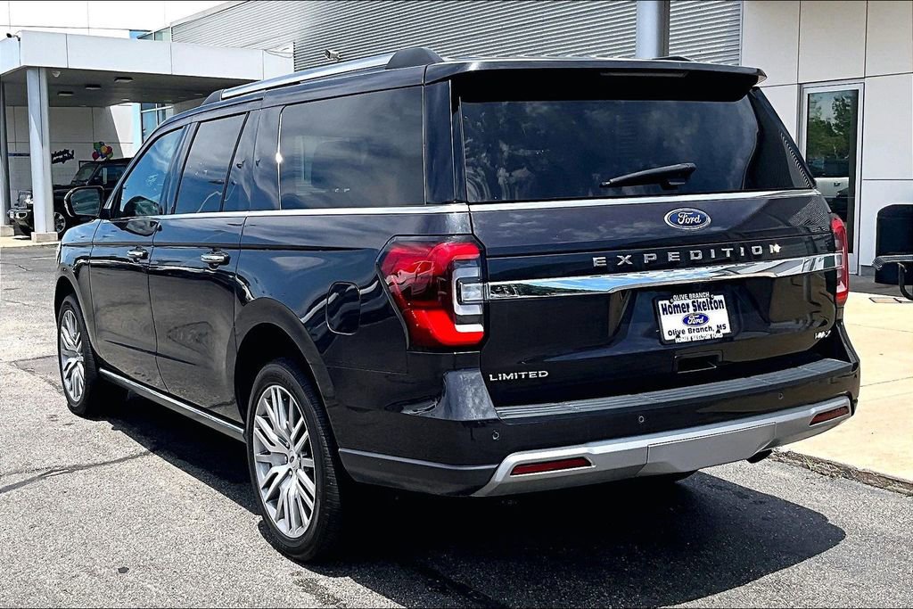 Used 2024 Ford Expedition Max Limited AWD/4WD image 3