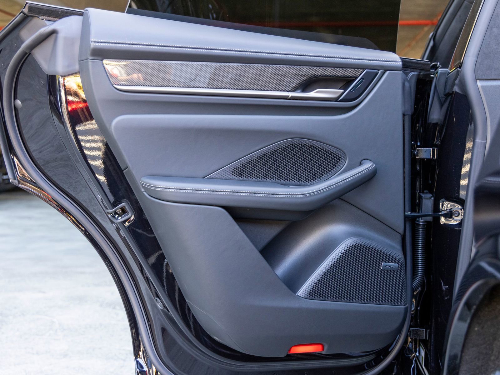 New 2026 Porsche Macan Turbo Electric image 42