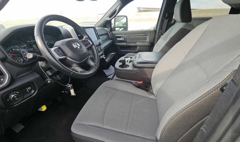 Used 2024 RAM 2500 Big Horn w/ Bed Utility Group image 5