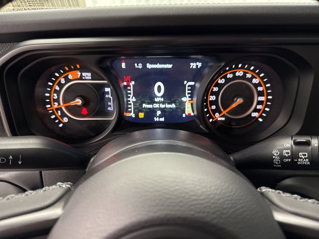 New 2025 Jeep Wrangler Rubicon w/ Convenience Group AWD/4WD image 19