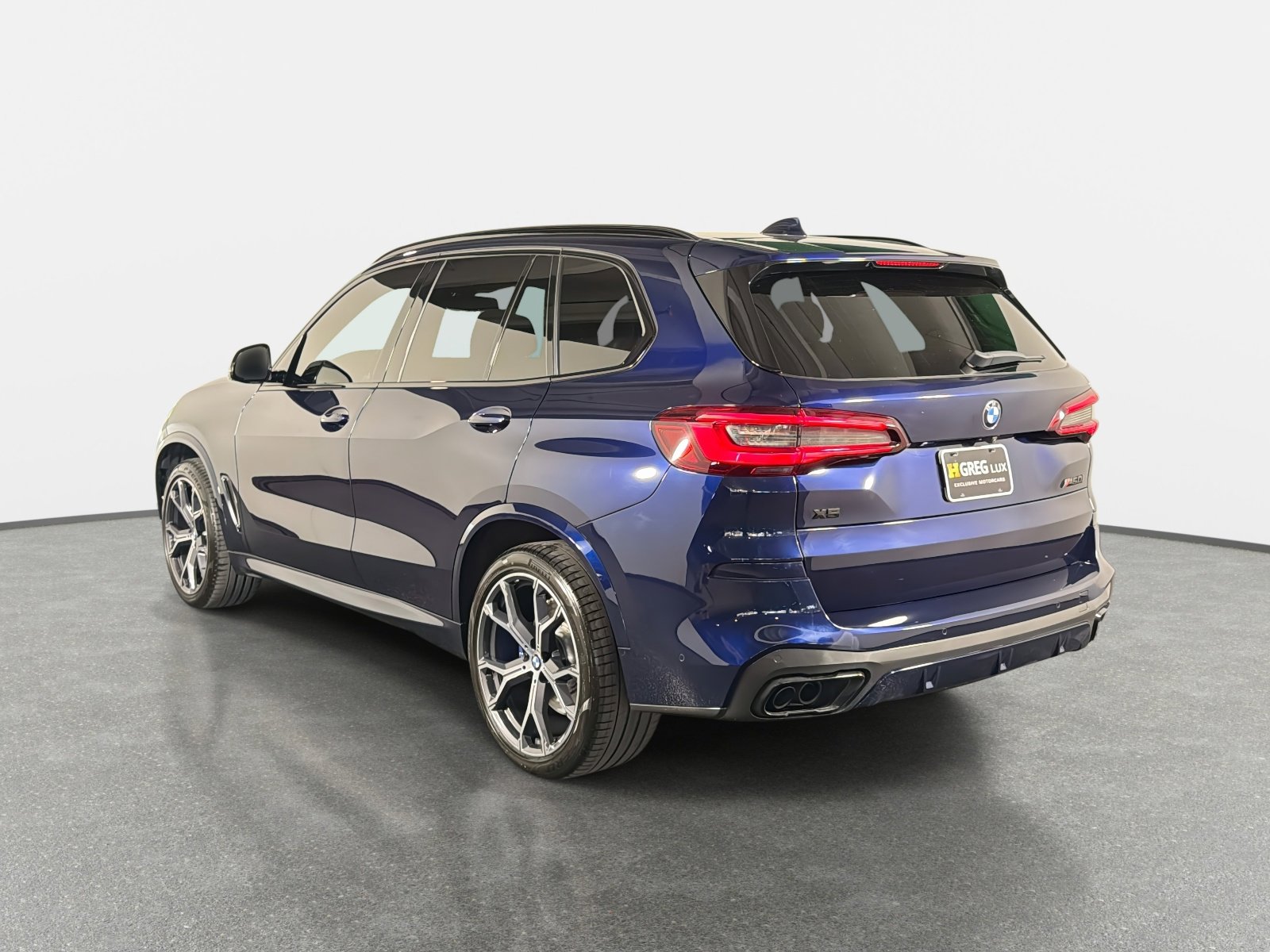 Used 2021 BMW X5 M50i w/ Executive Package image 5