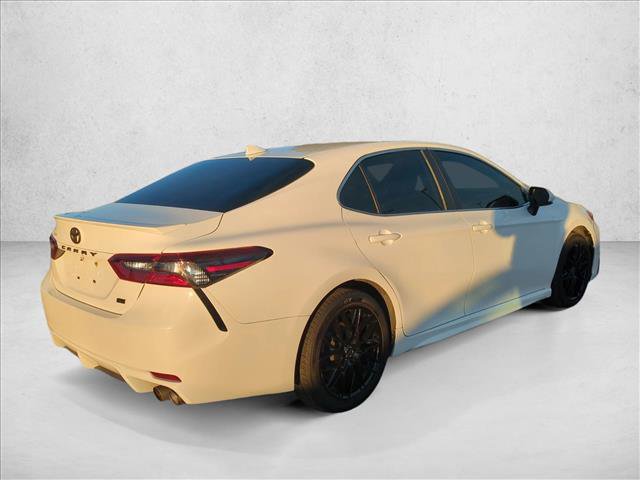 Used 2021 Toyota Camry SE image 5