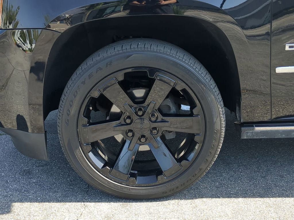Used 2020 GMC Yukon XL Denali AWD/4WD image 36