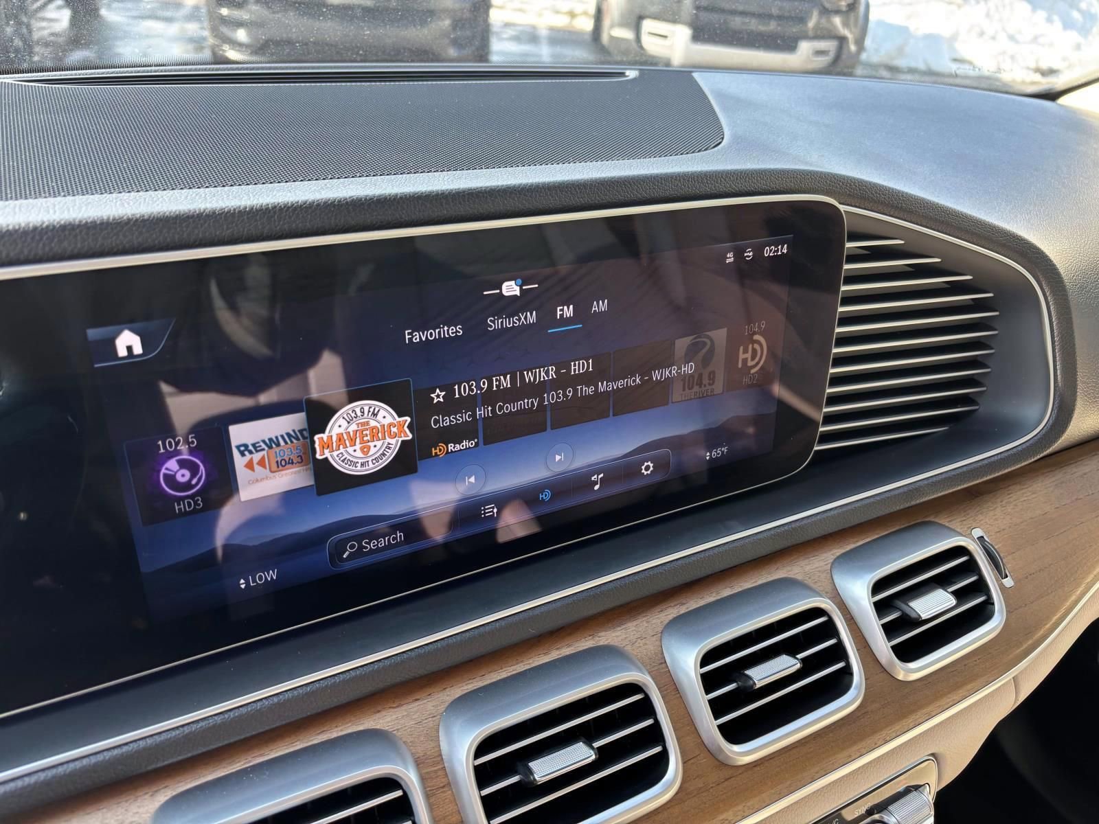 Used 2024 Mercedes-Benz GLE 450 4MATIC image 19