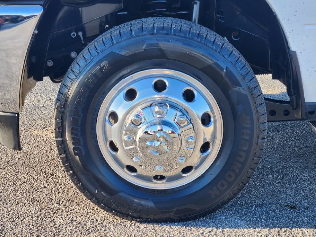 Used 2026 RAM 3500 Laramie AWD/4WD image 10