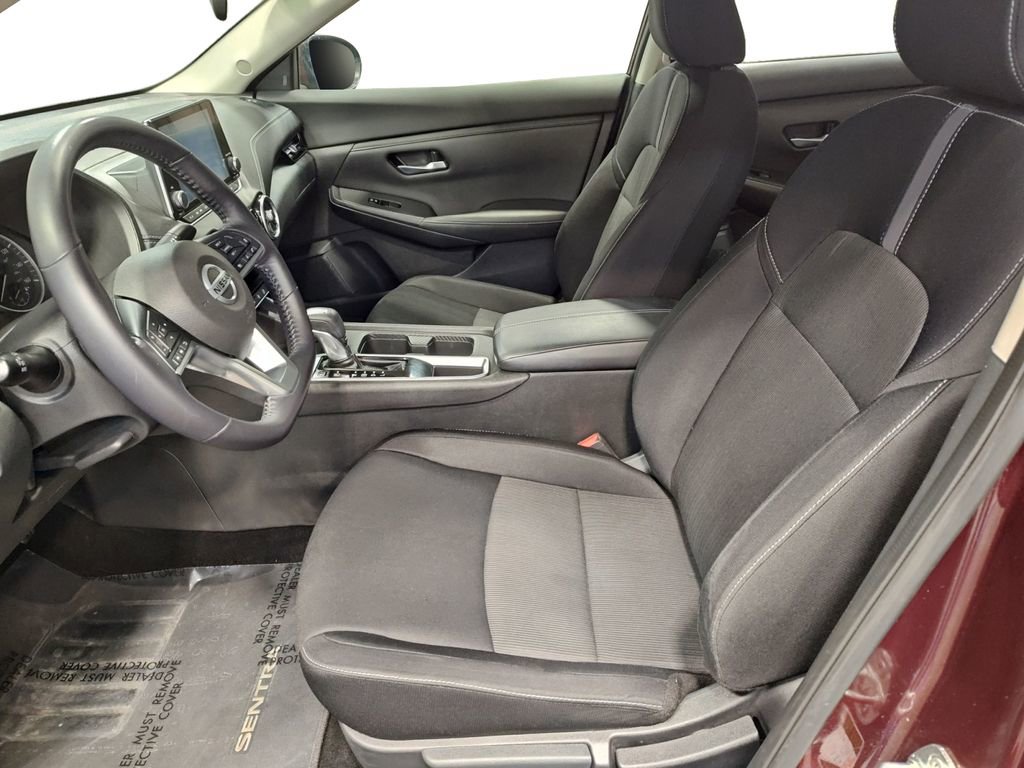 Used 2020 Nissan Sentra SV image 9