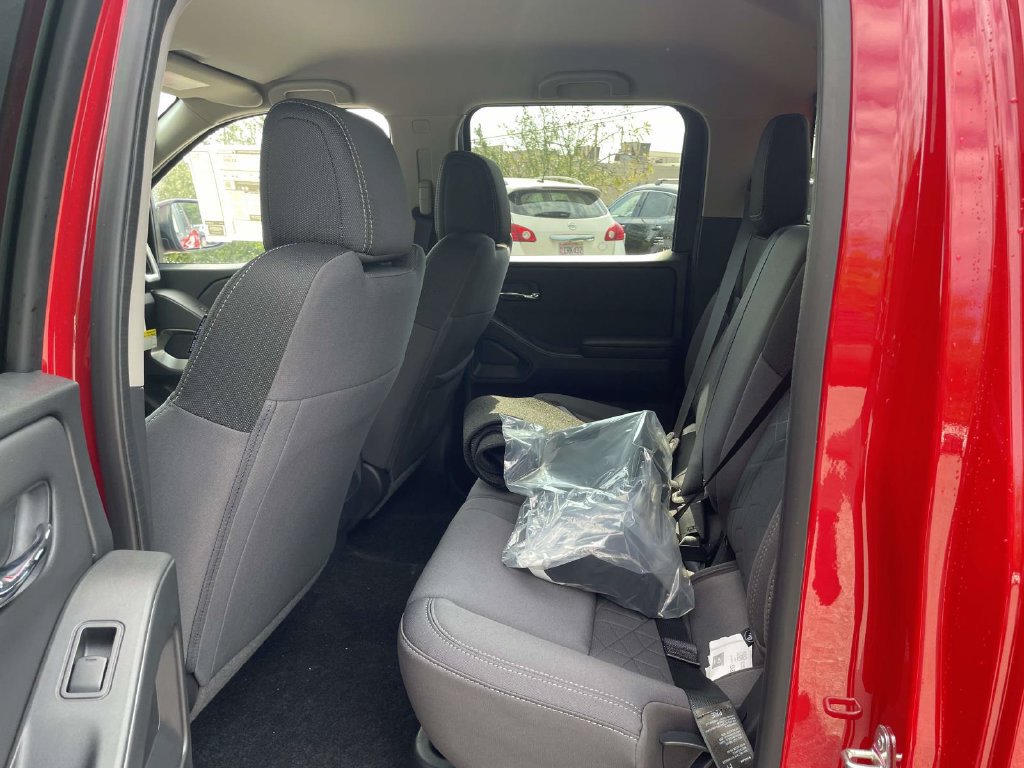 New 2027 Nissan Frontier SV RWD image 8