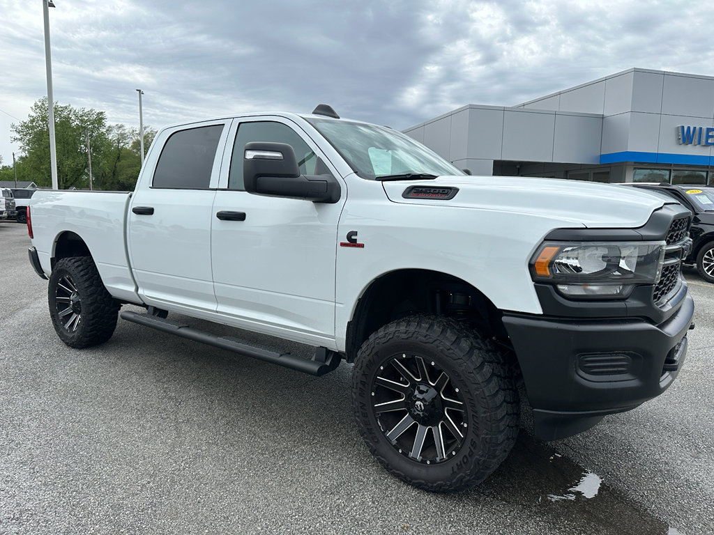 Used 2024 RAM 2500 Tradesman AWD/4WD image 2