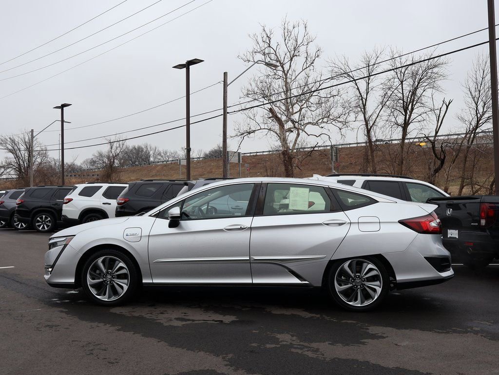 Certified 2018 Honda Clarity Plug-In Hybrid image 4