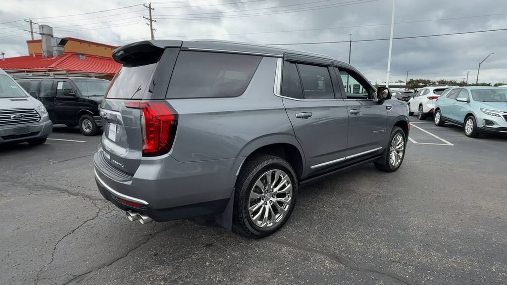 Used 2022 GMC Yukon Denali AWD/4WD image 8