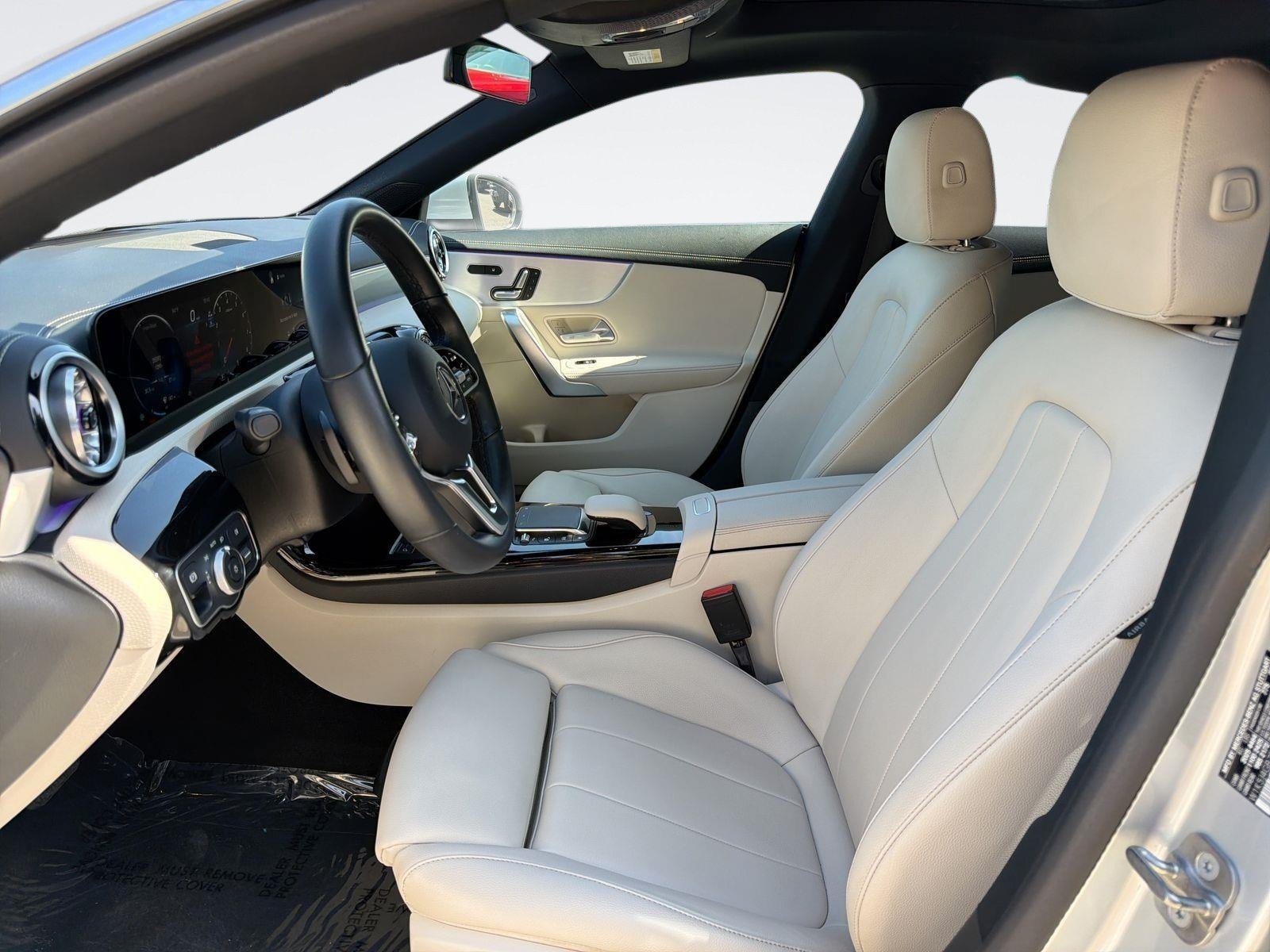 Used 2023 Mercedes-Benz CLA 250 image 22