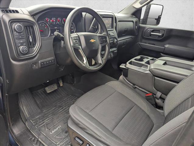 Used 2023 Chevrolet Silverado 2500 Custom w/ Custom Value Package image 9