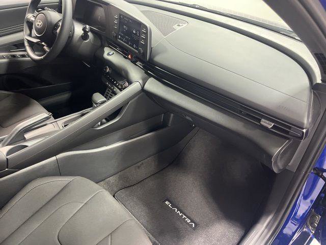 New 2026 Hyundai Elantra Sport image 22