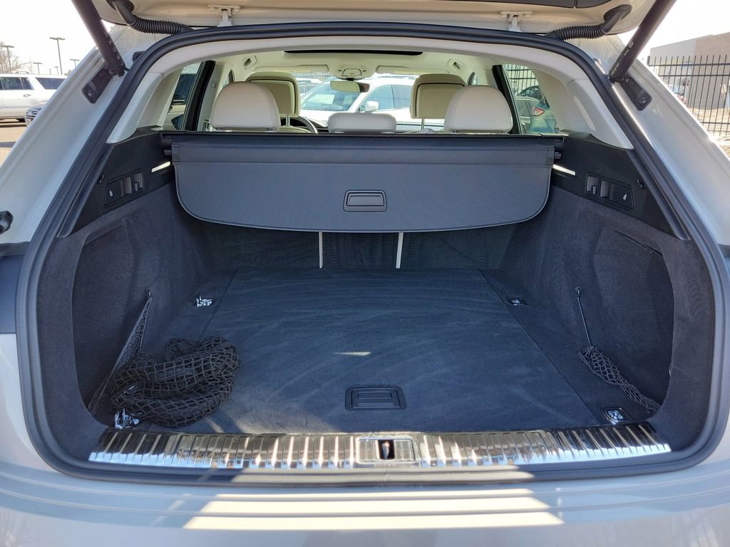 Used 2021 Audi e-tron Premium Plus w/ Premium Plus Package image 14