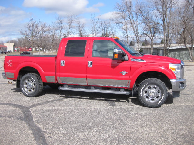 Used 2015 Ford F250 XLT w/ XLT Premium Package AWD/4WD image 5