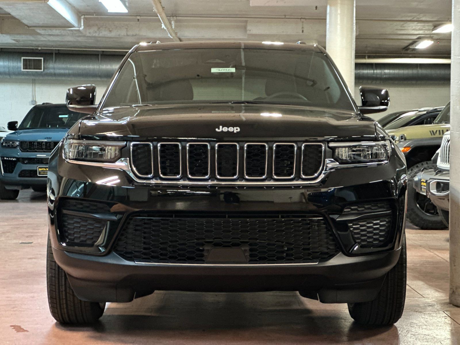 New 2026 Jeep Grand Cherokee Laredo image 8