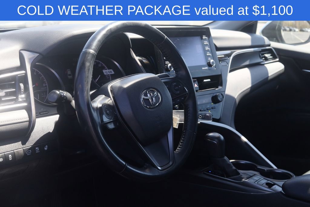 Used 2022 Toyota Camry SE w/ Cold Weather Package AWD/4WD image 4