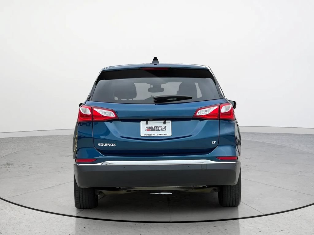 Used 2019 Chevrolet Equinox LT w/ Driver Convenience Package FWD image 4