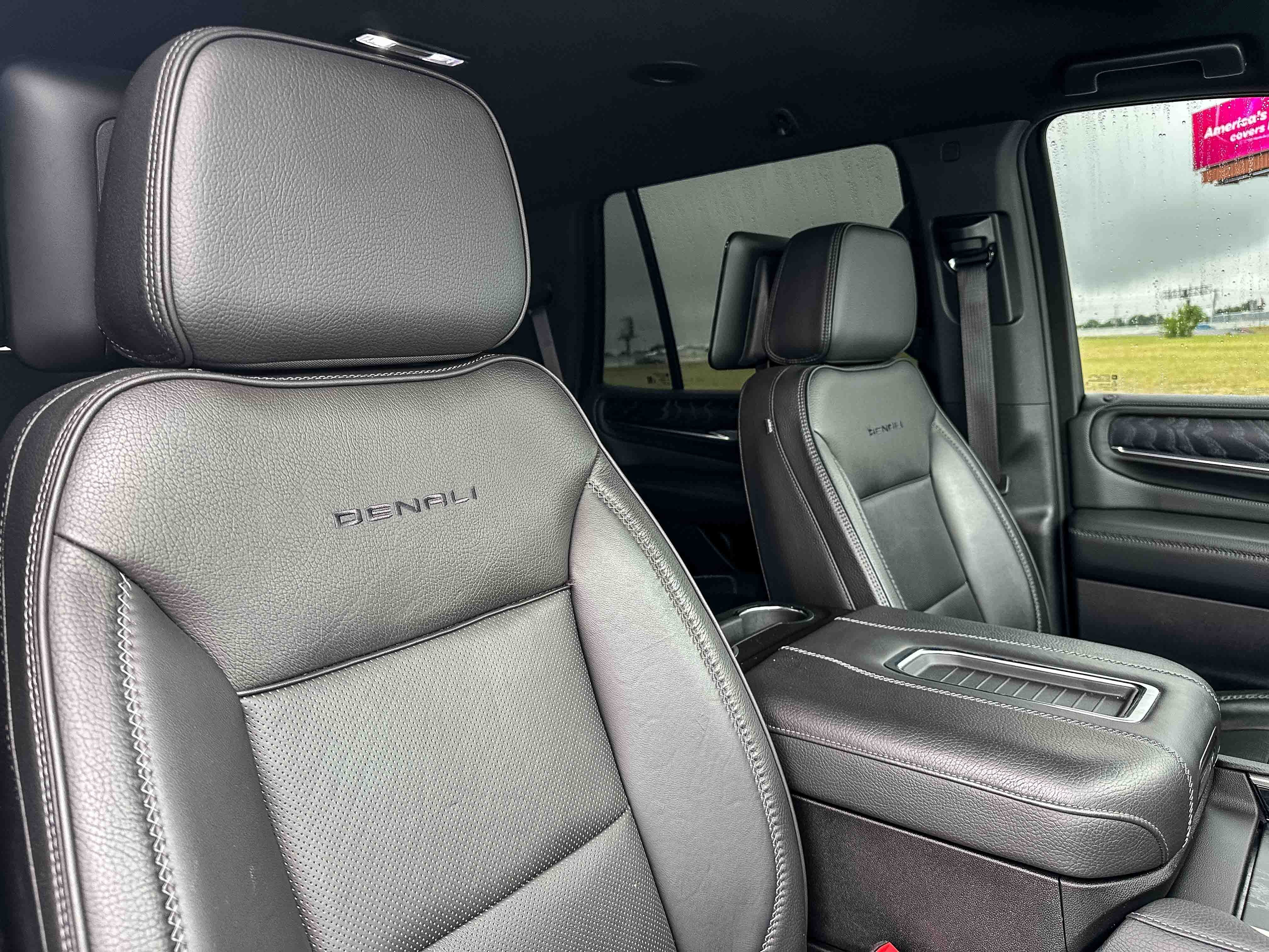 Used 2023 GMC Yukon Denali AWD/4WD image 63