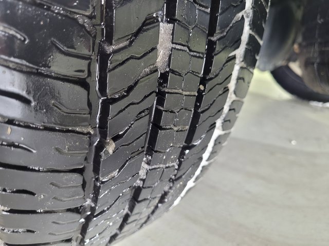 Used 2017 Chevrolet Colorado LT w/ LT Convenience Package image 24