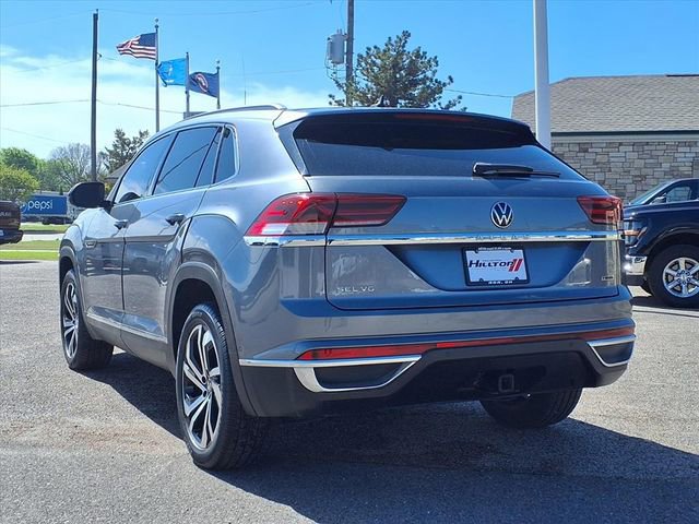 Used 2020 Volkswagen Atlas Cross Sport SEL Premium image 3