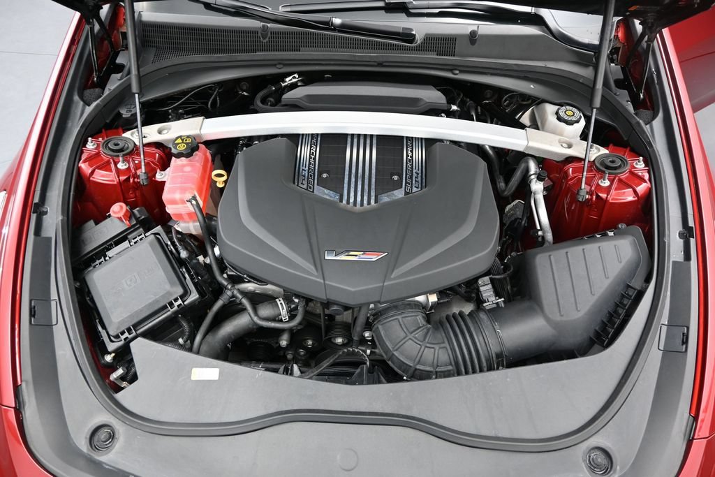 Used 2016 Cadillac CTS V w/ Luxury Package RWD image 27