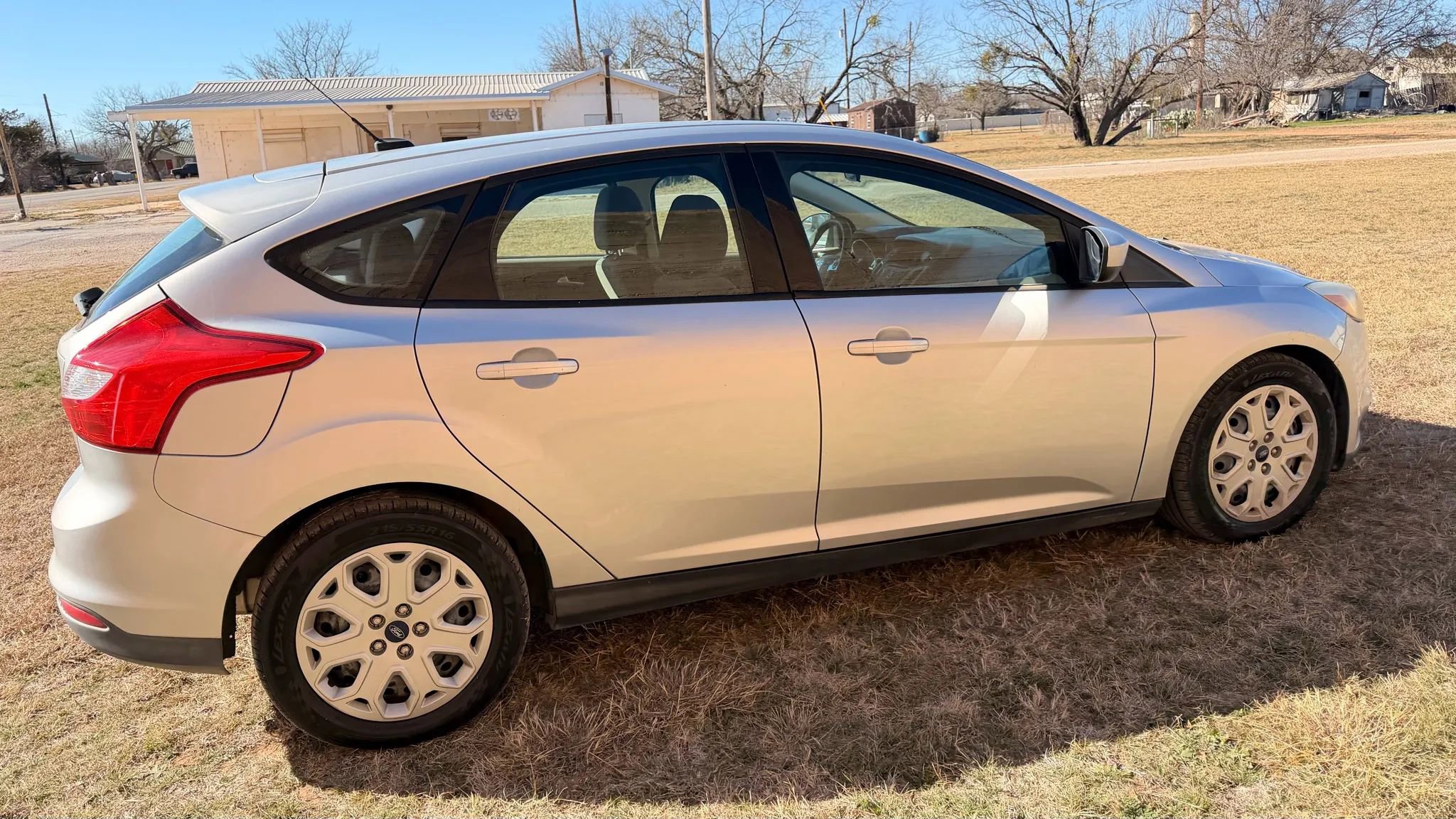 Used 2012 Ford Focus SE image 9