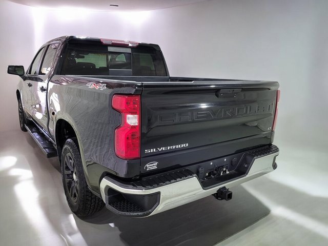 Used 2019 Chevrolet Silverado 1500 LT w/ All-Star Edition image 17